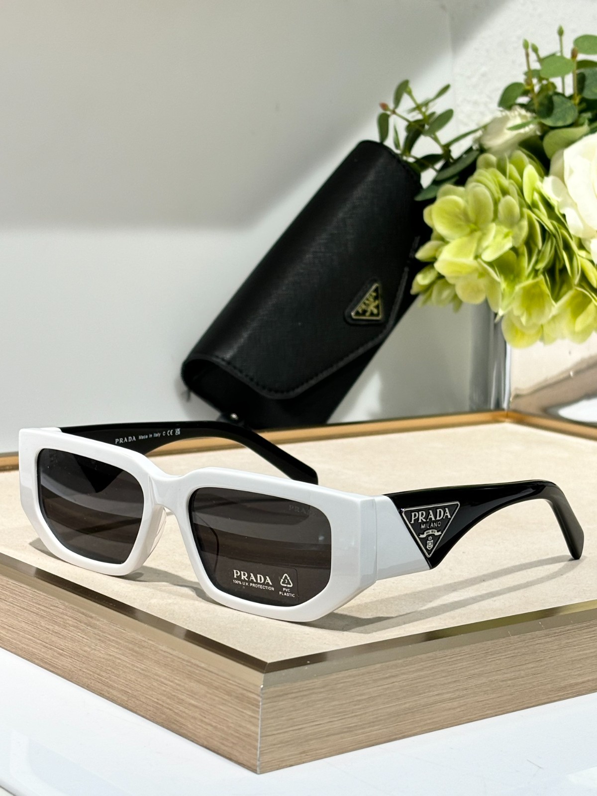 prada 01 glasses