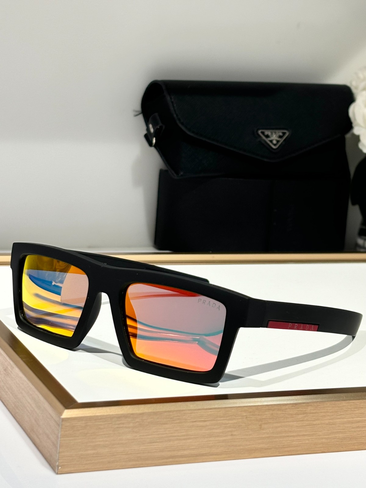 prada 01 glasses