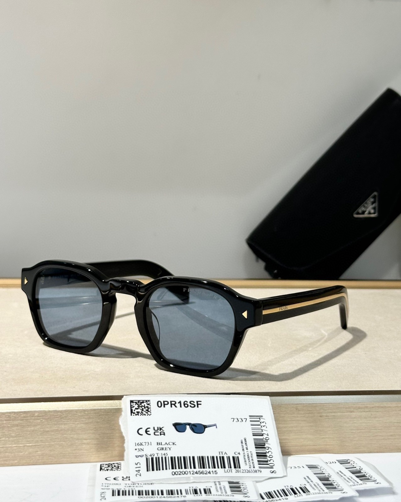 prada 01 glasses