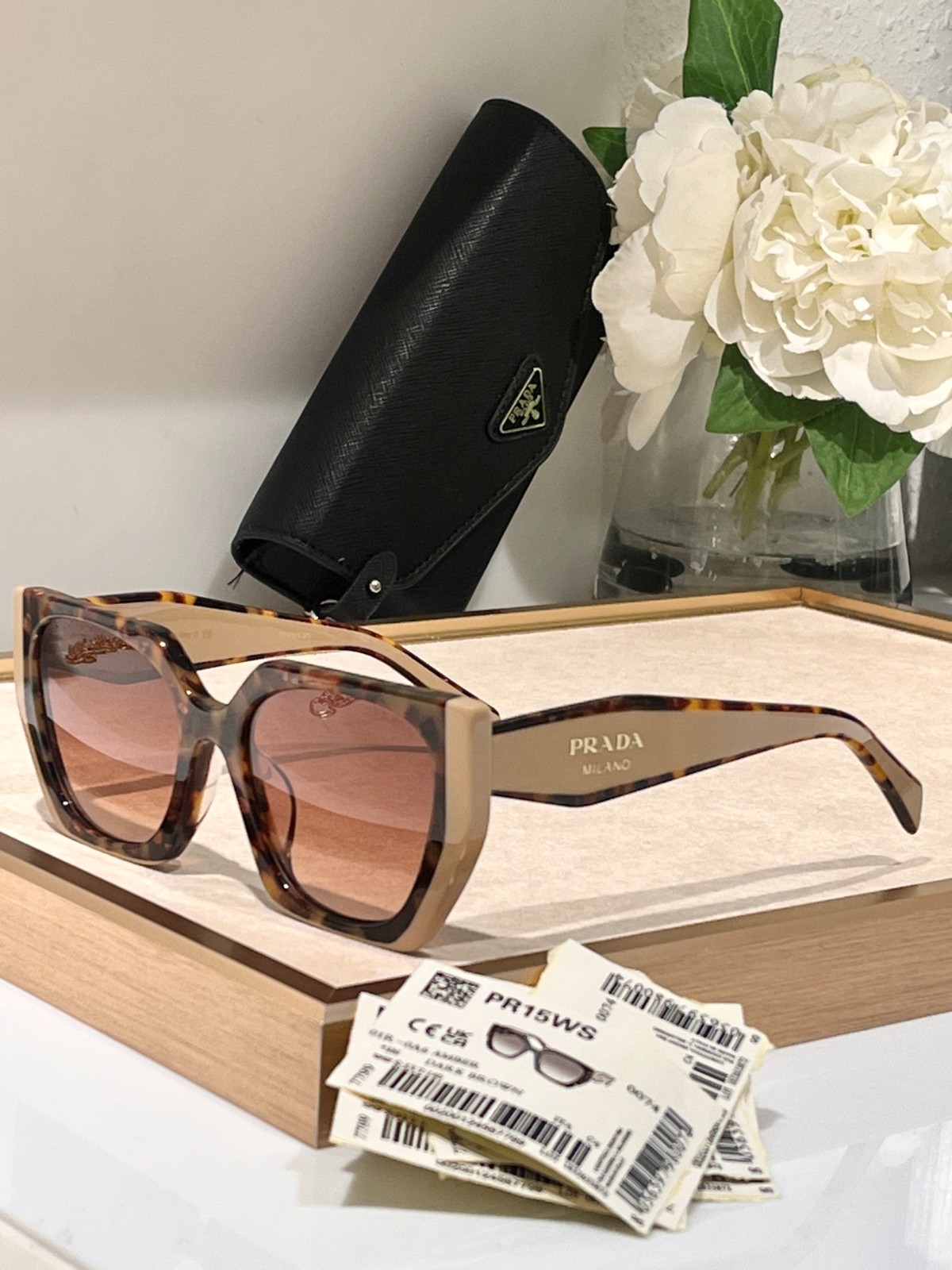 prada 01 glasses