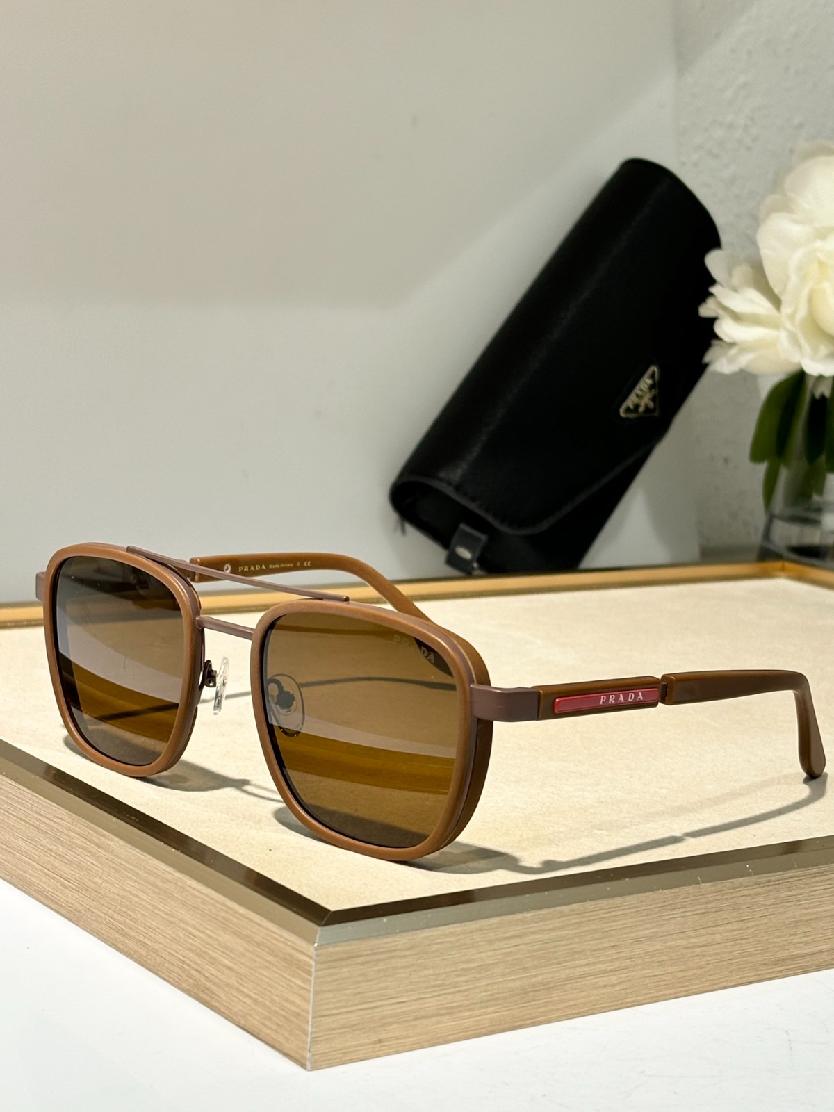 prada 01 glasses