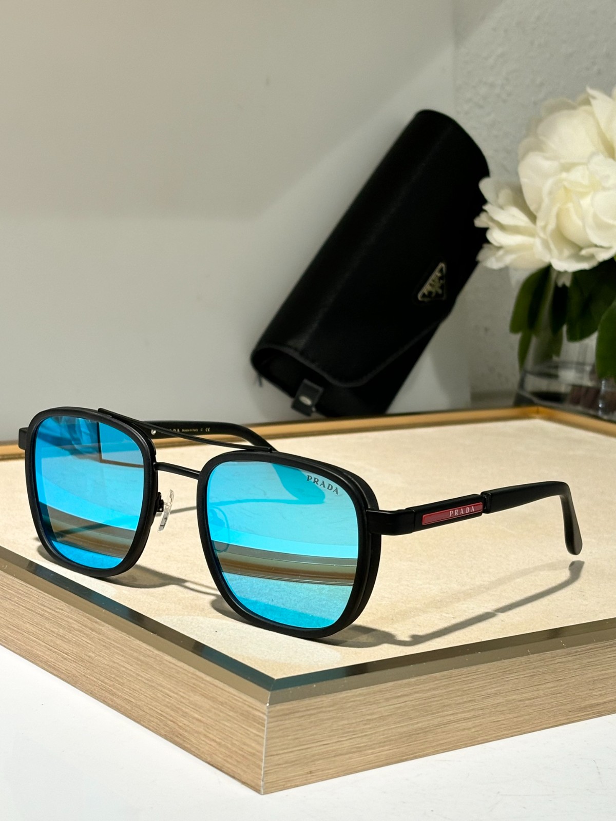 prada 01 glasses