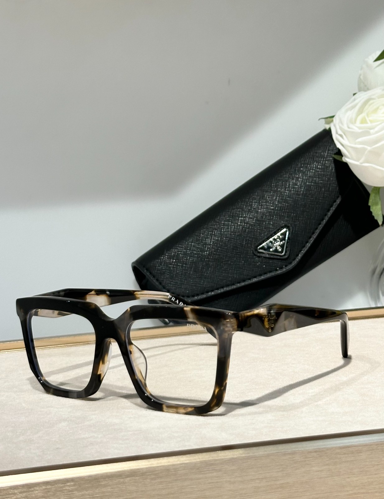 prada 01 glasses