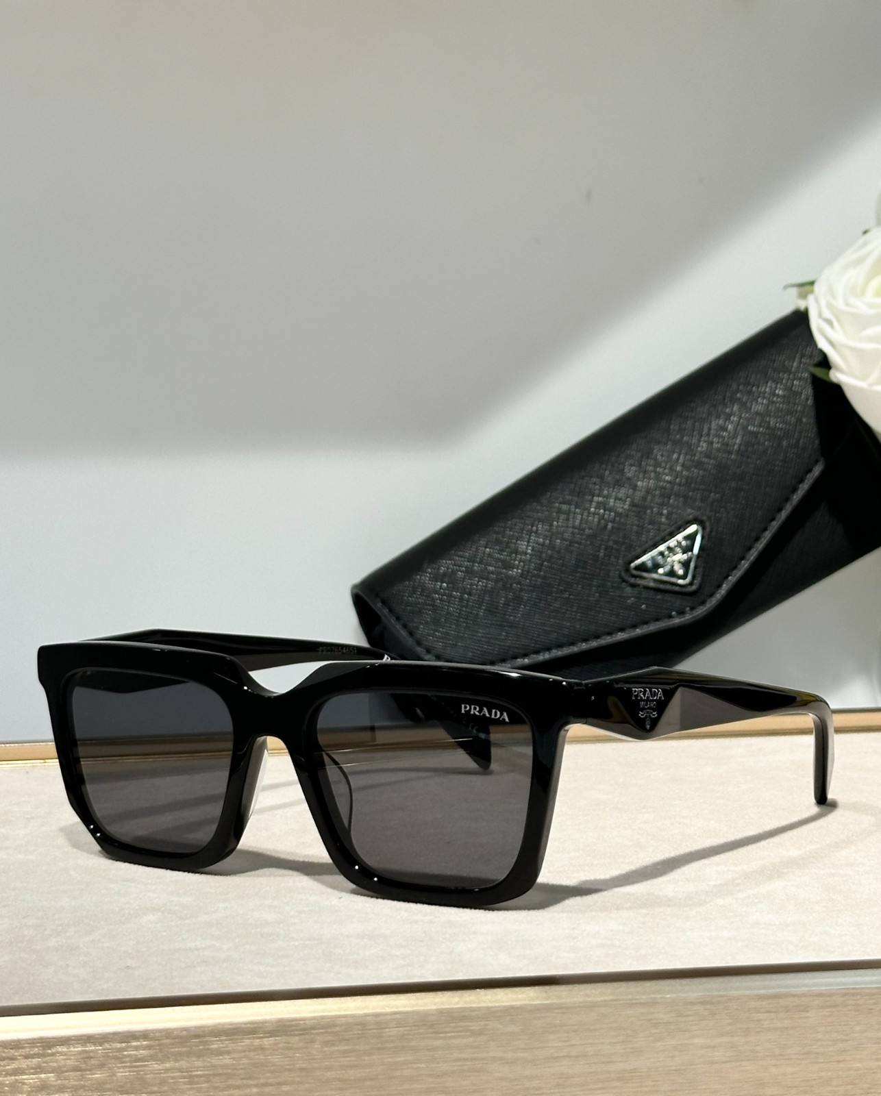 prada 01 glasses