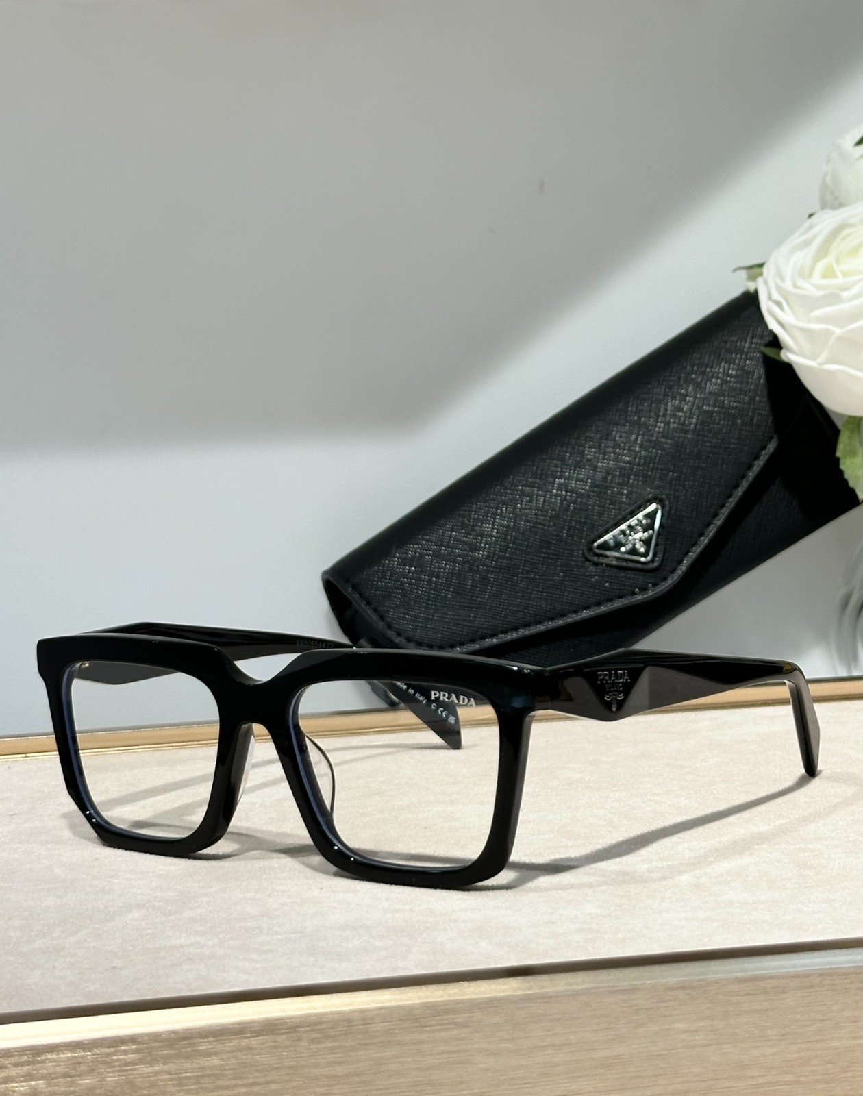 prada 01 glasses