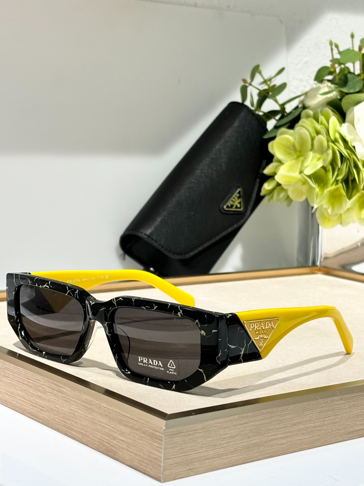 prada 01 glasses