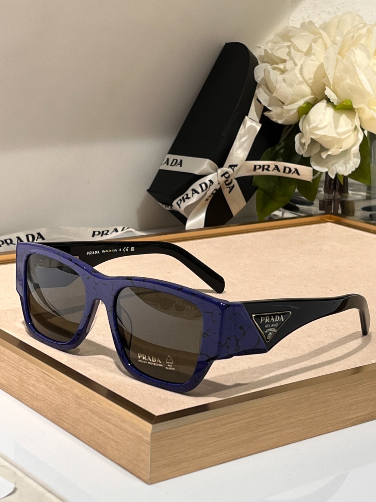 prada 01 glasses