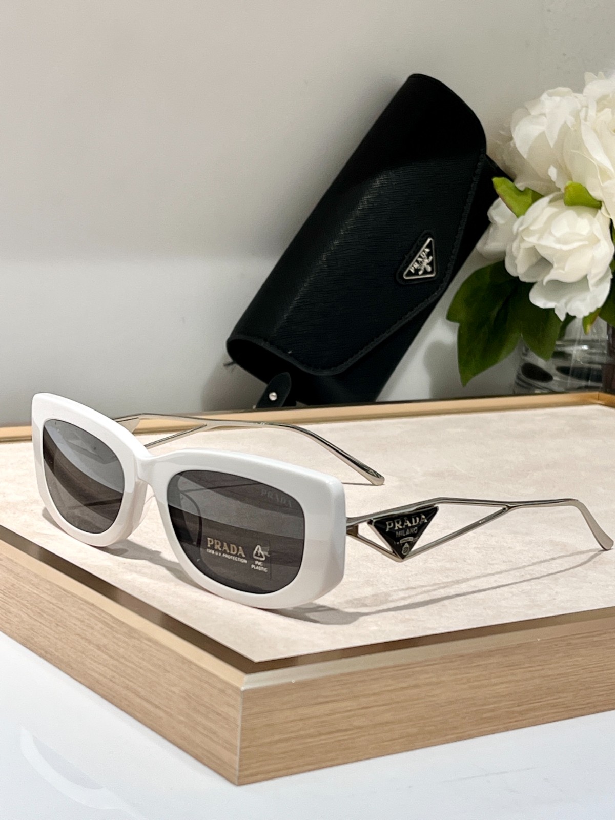 prada 01 glasses