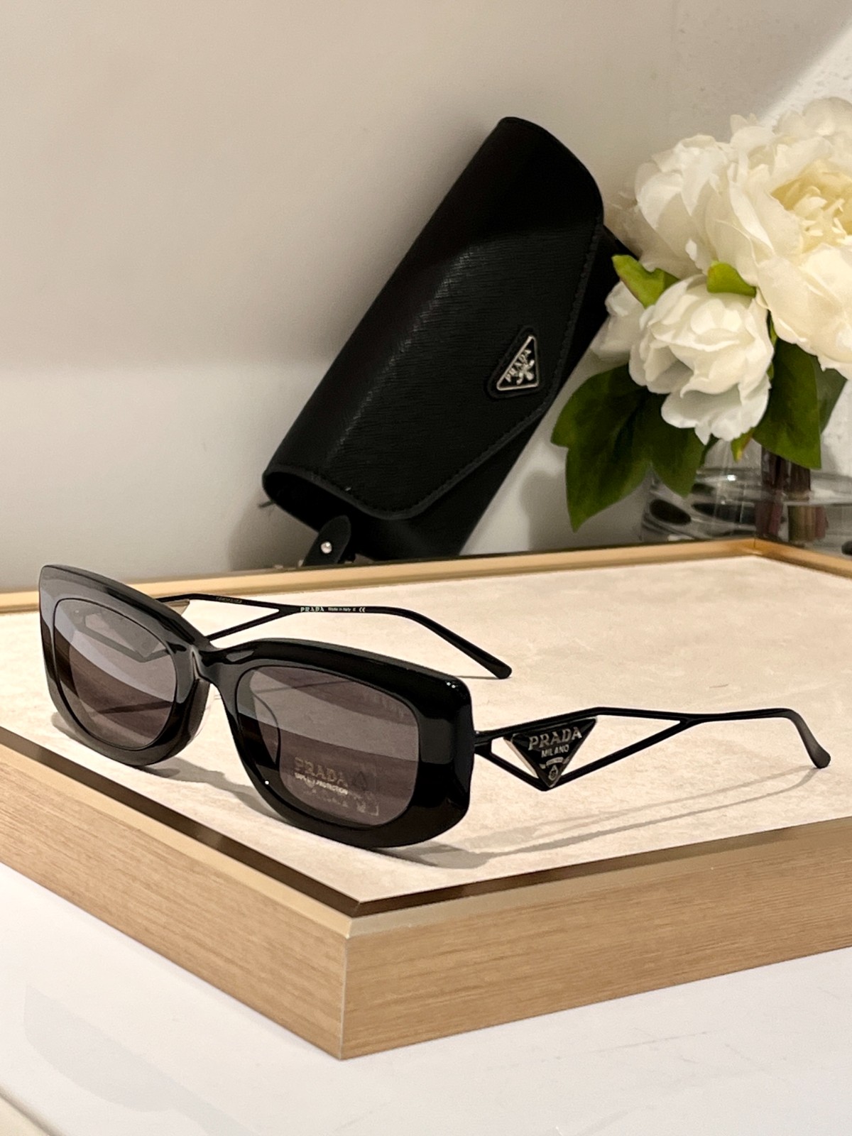 prada 01 glasses