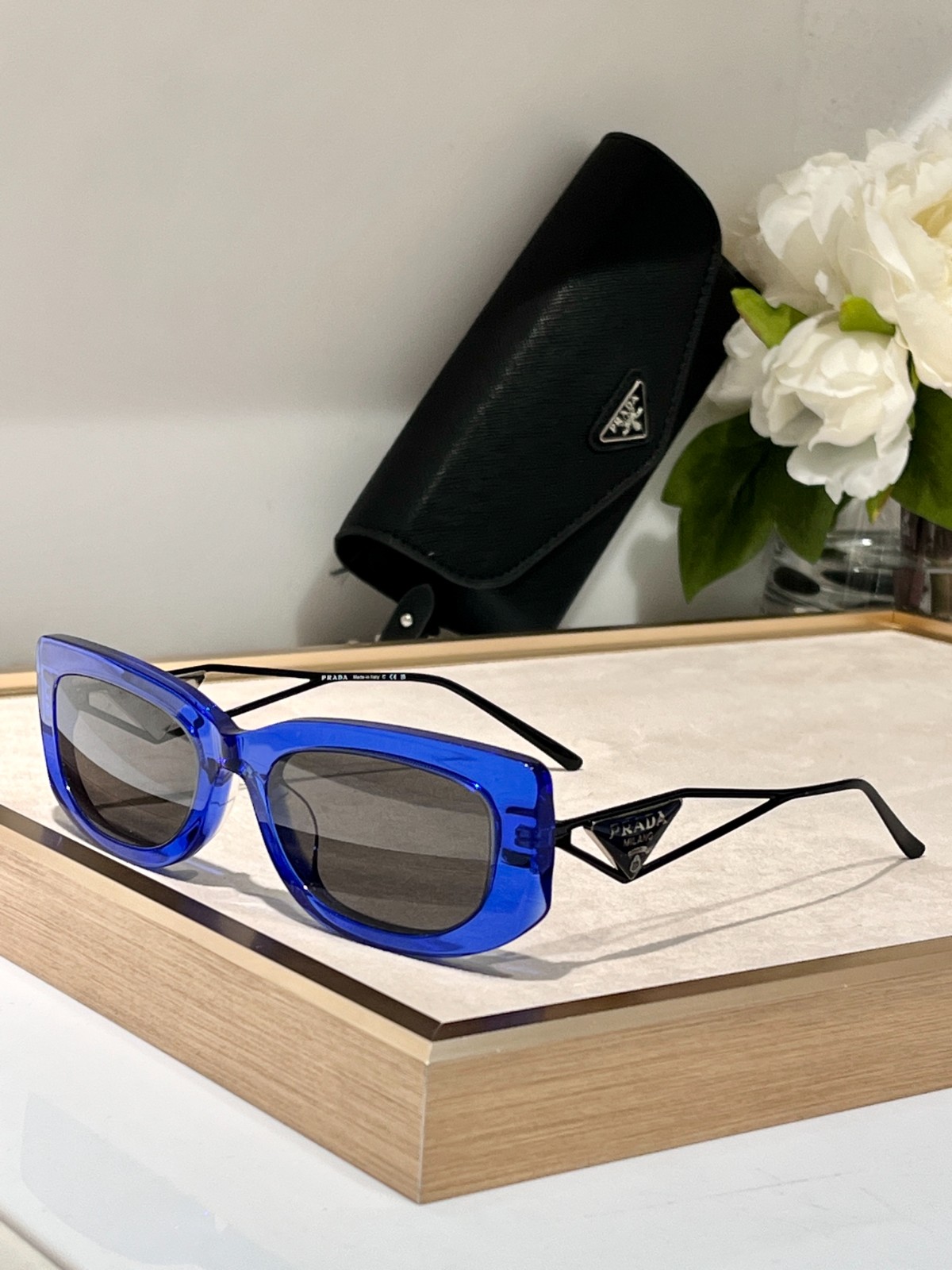 prada 01 glasses