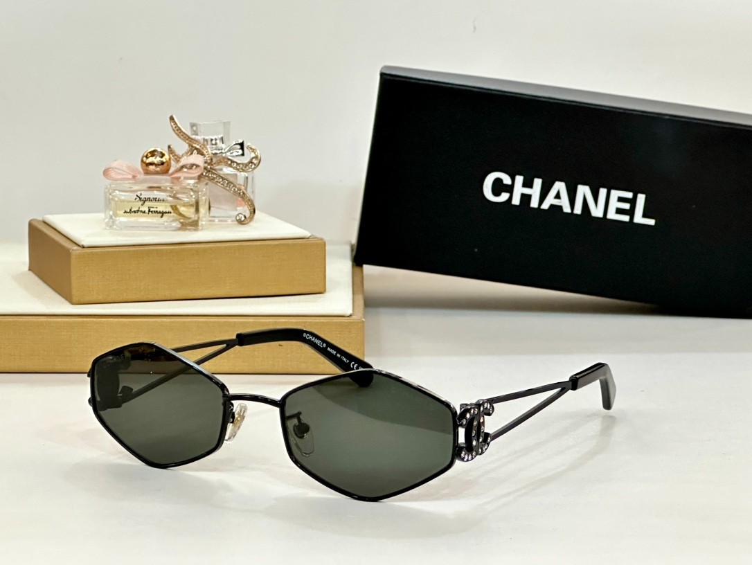 chanel 01 glasses