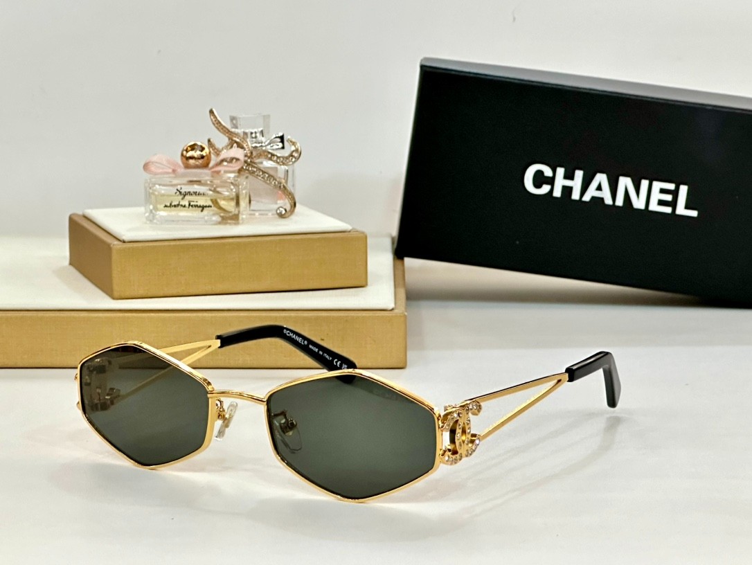 chanel 01 glasses