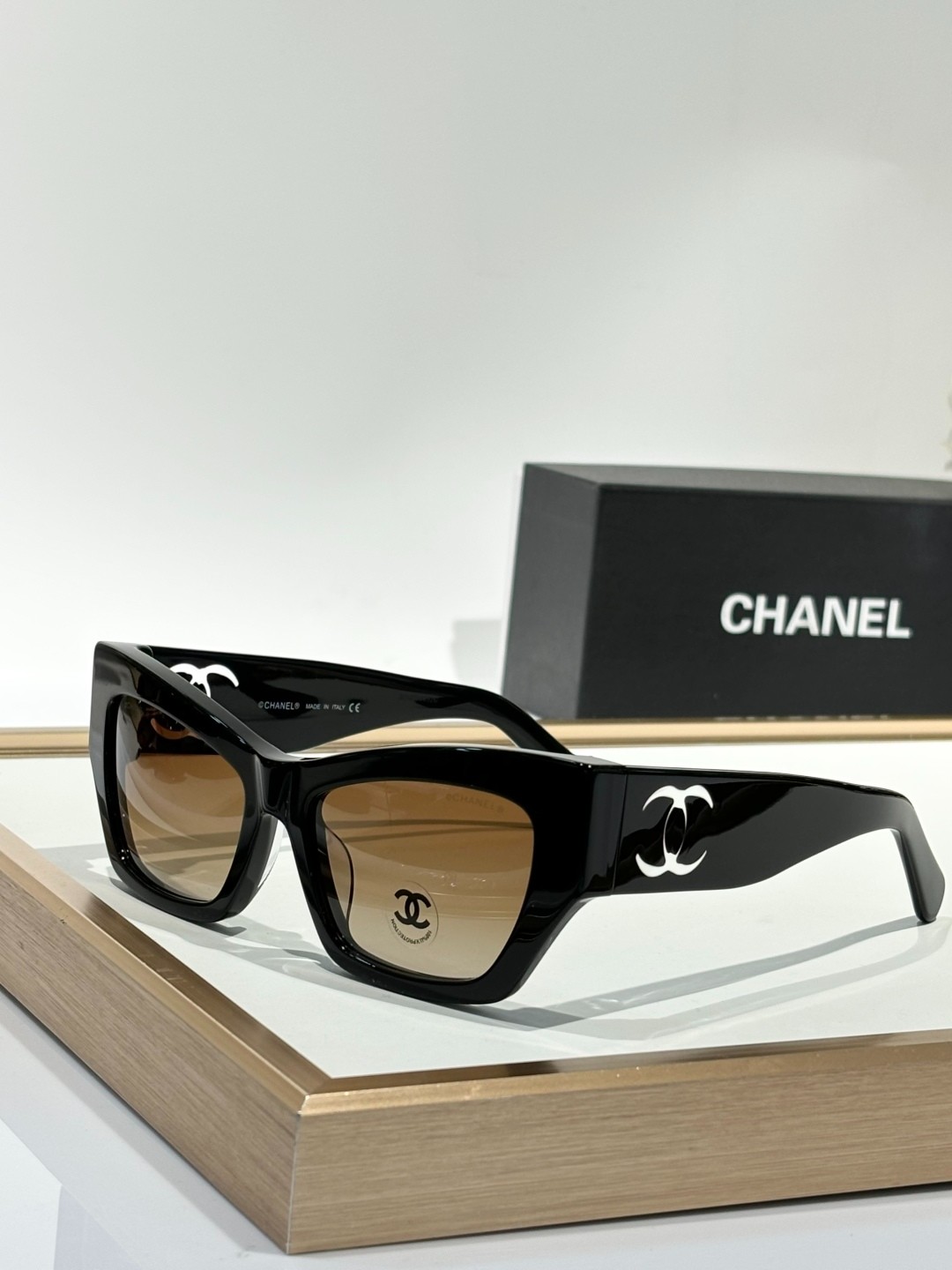 chanel 01 glasses