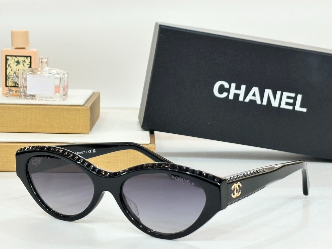 chanel 01 glasses