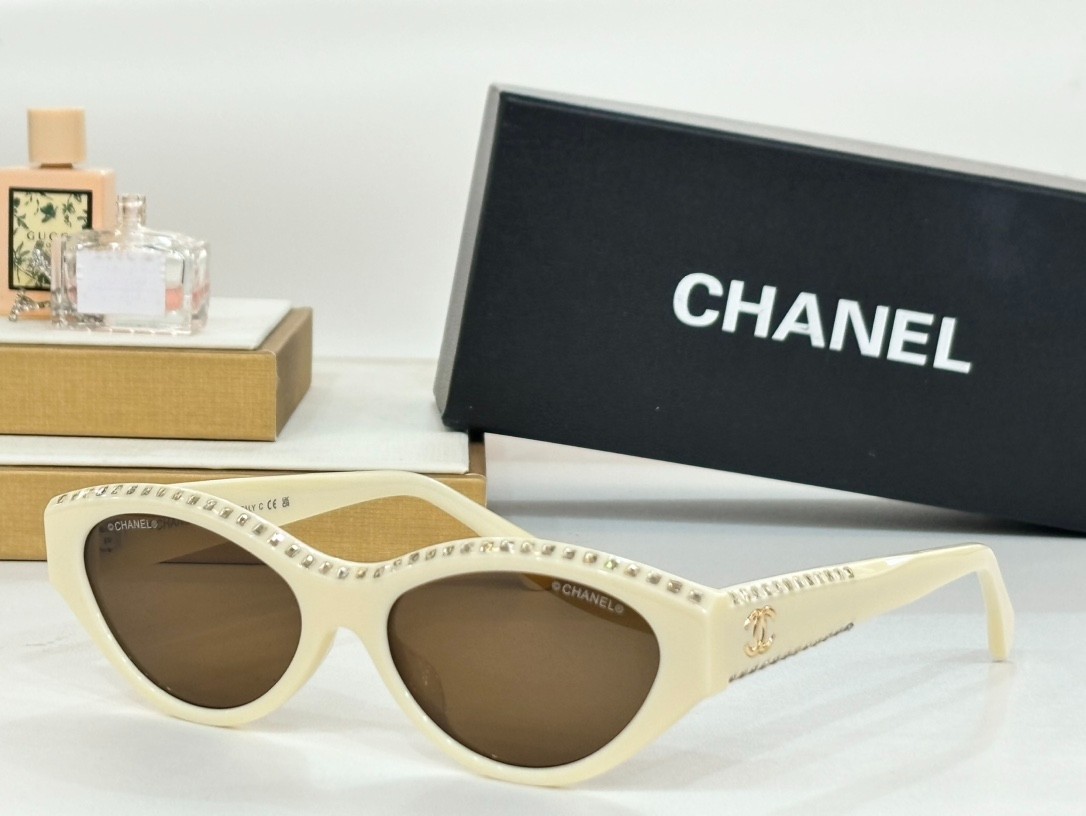 chanel 01 glasses