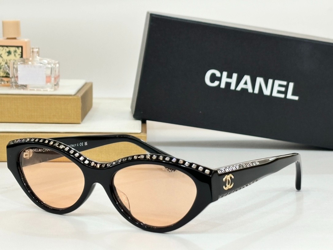 chanel 01 glasses