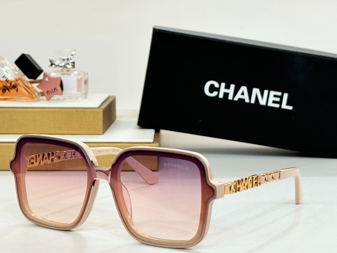 chanel 01 glasses