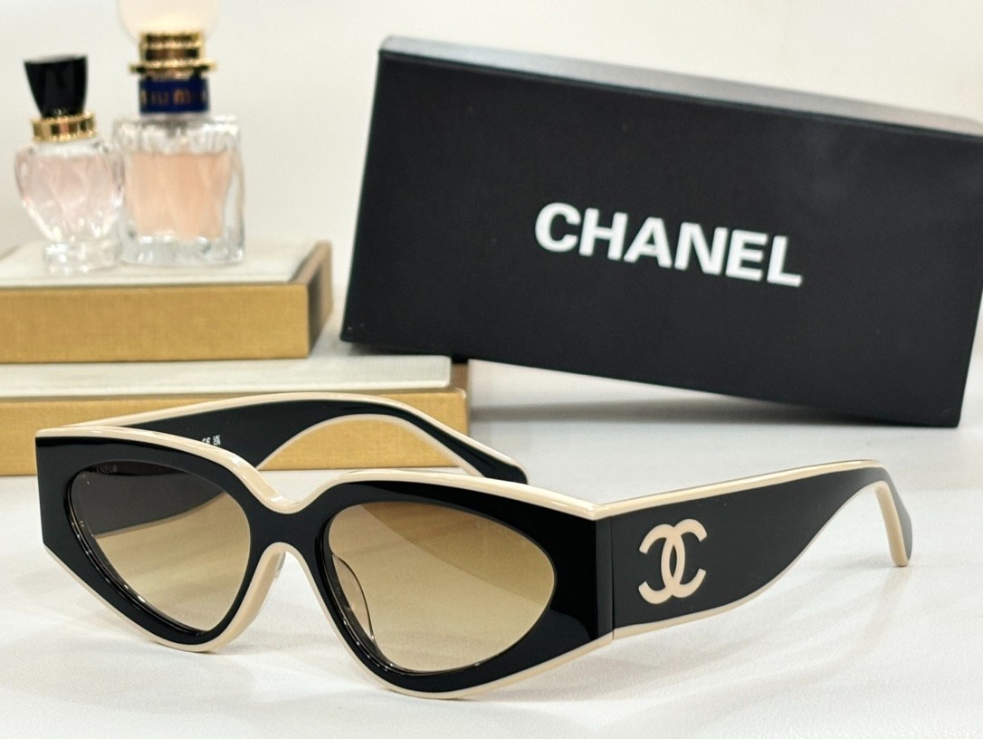 chanel 01 glasses