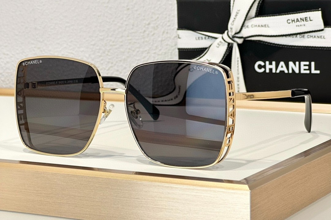 chanel 01 glasses