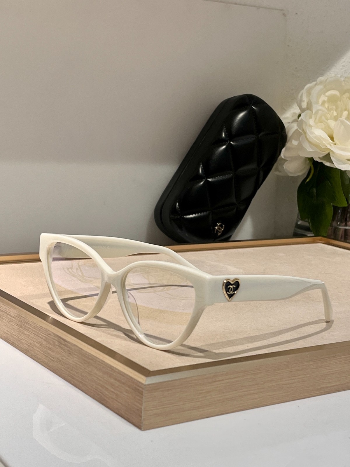 chanel 01 glasses