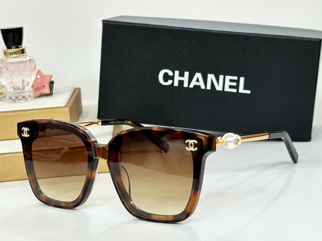 chanel 01 glasses