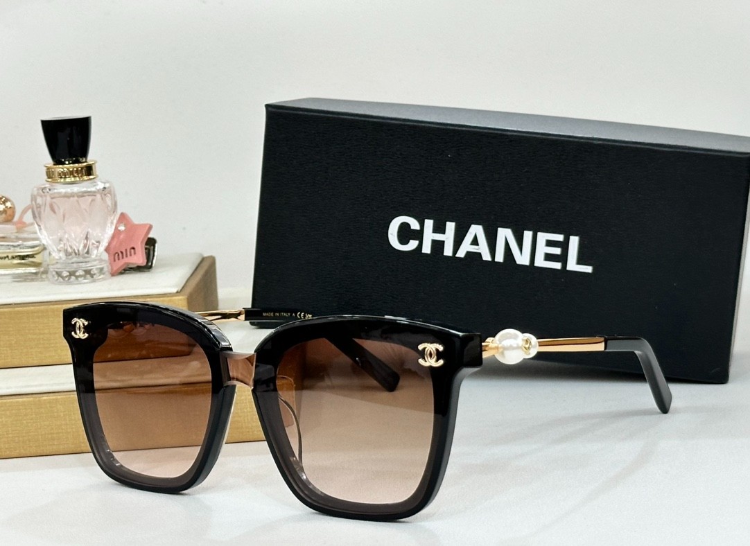 chanel 01 glasses