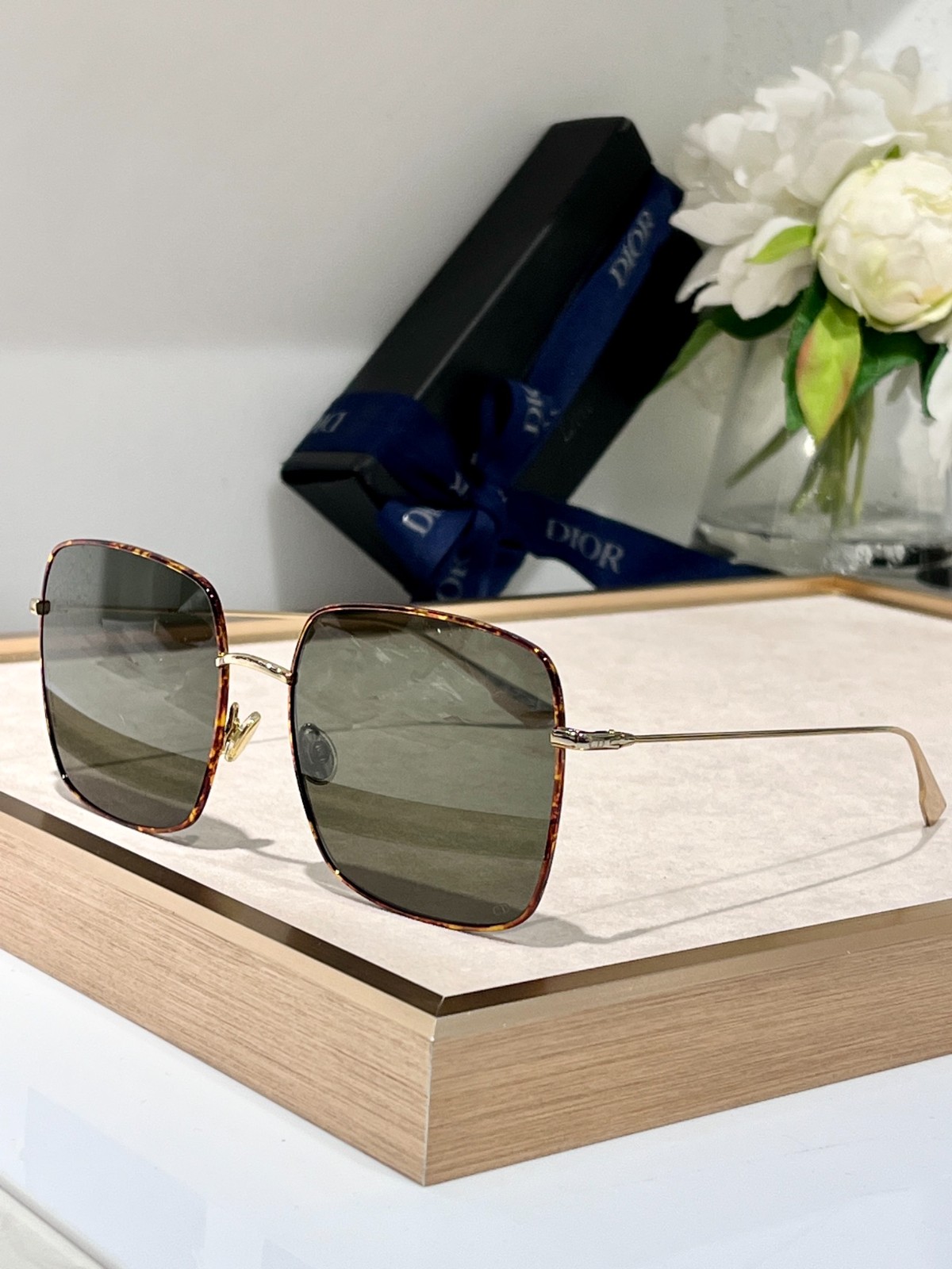 DIOR 02 glasses