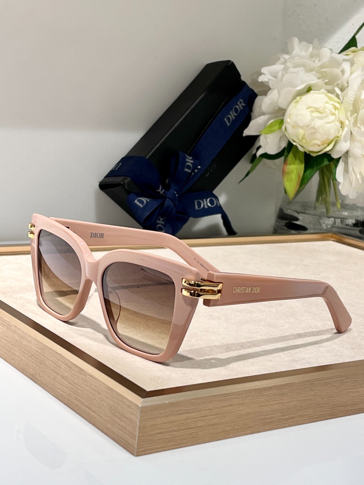 DIOR 02 glasses