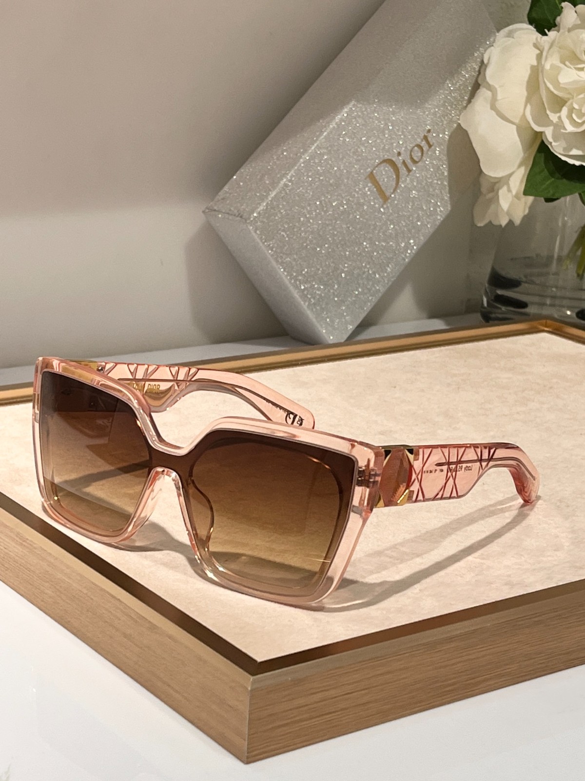 DIOR 02 glasses