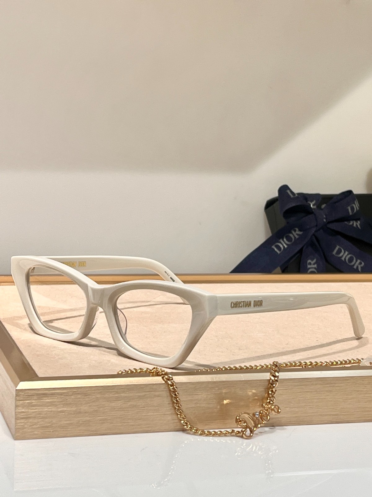 DIOR 02 glasses