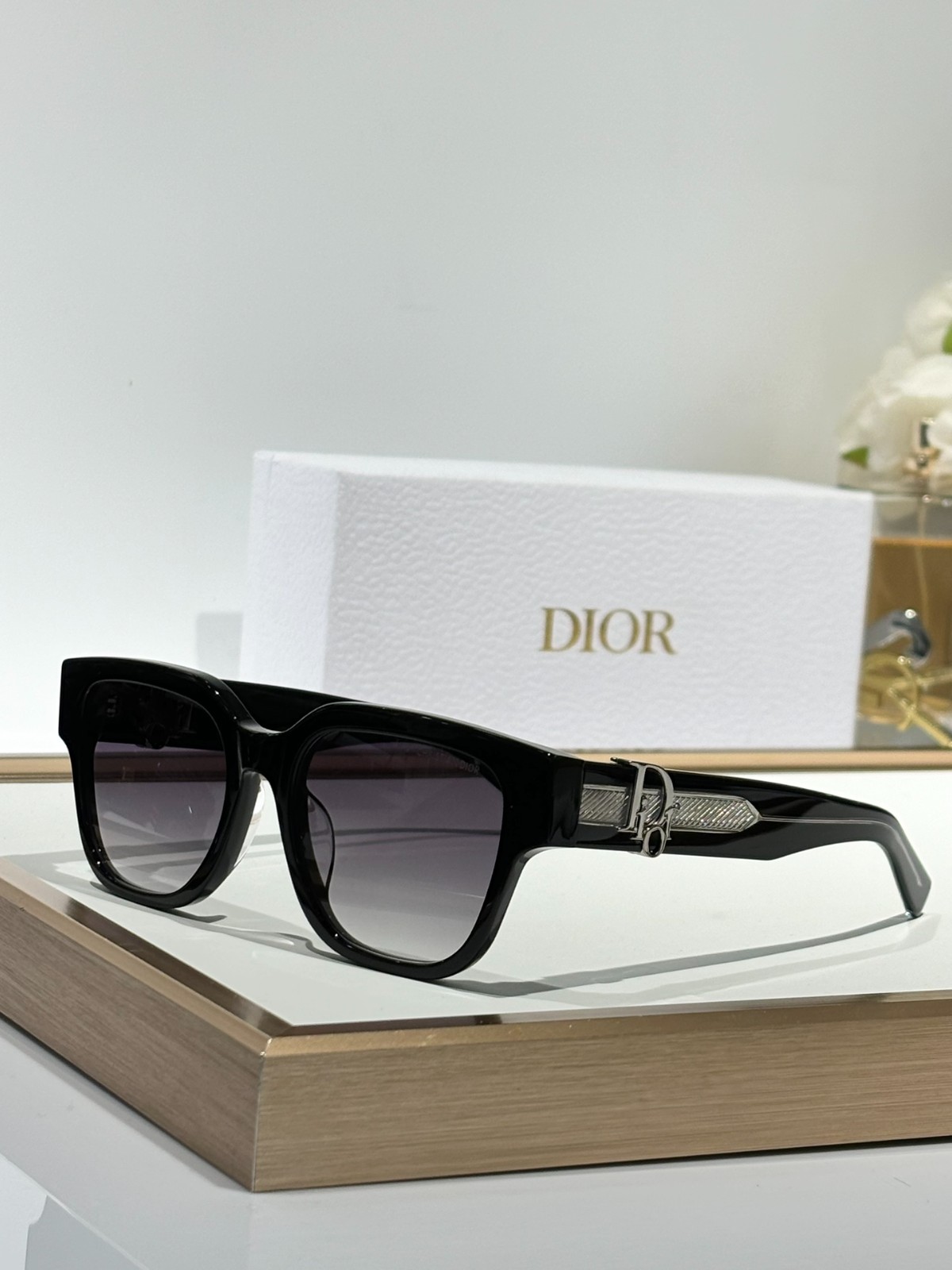 DIOR 01 glasses