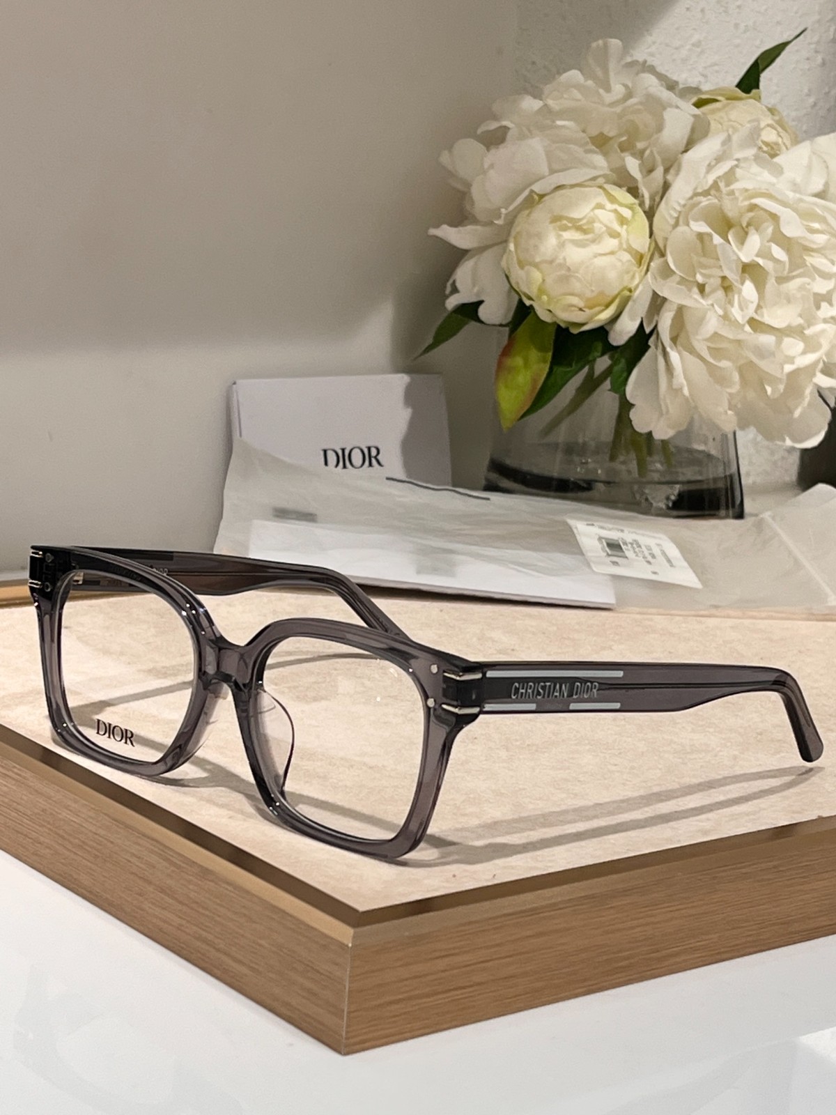 DIOR 01 glasses