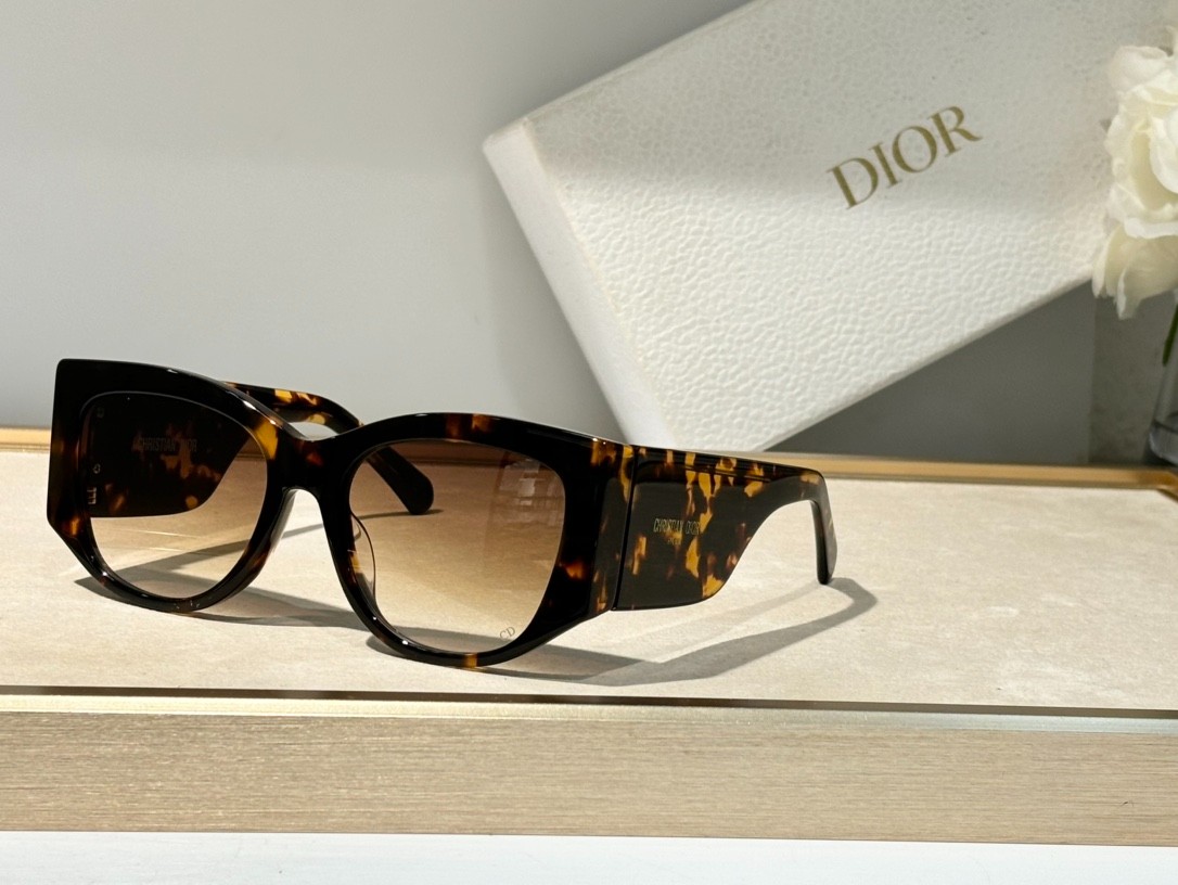 DIOR 01 glasses
