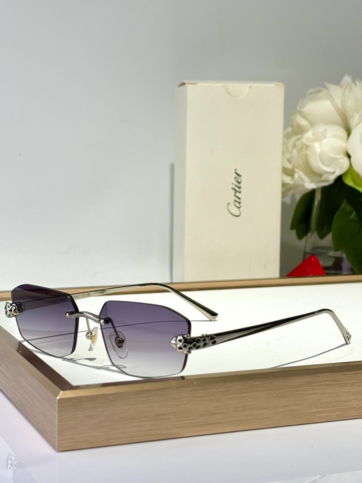 Cartier 01 glasses