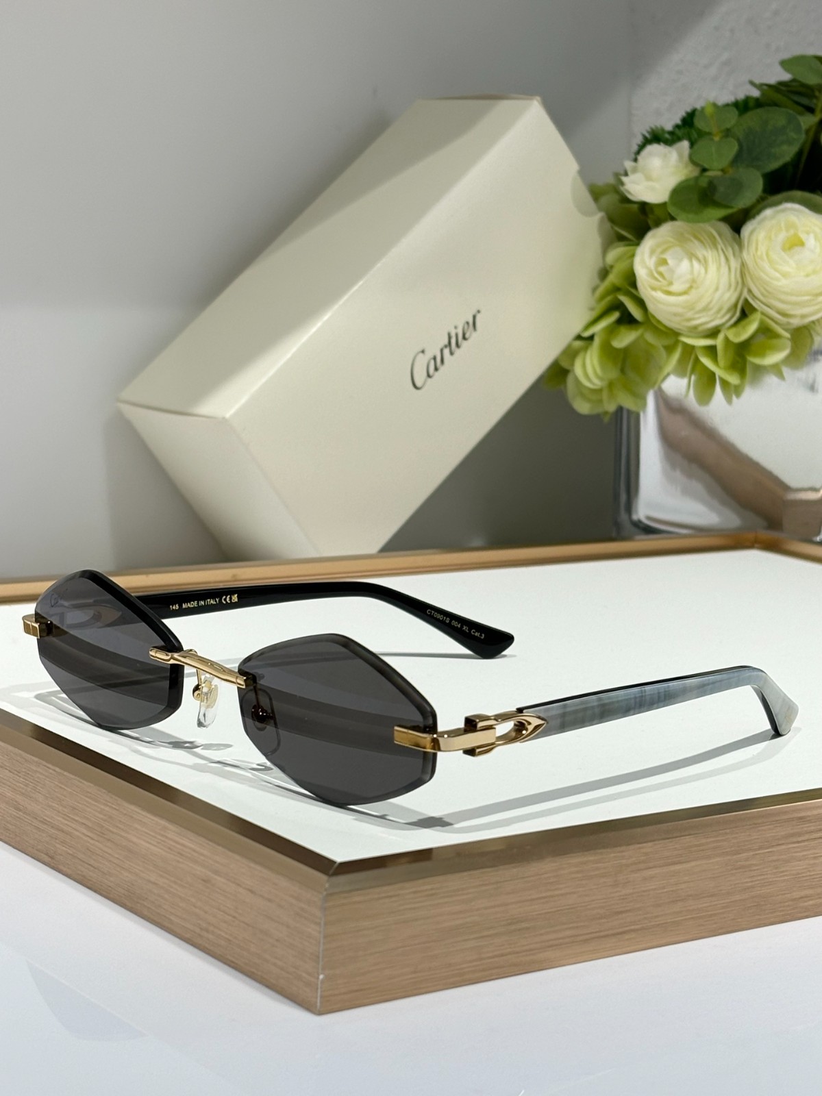 Cartier 01 glasses