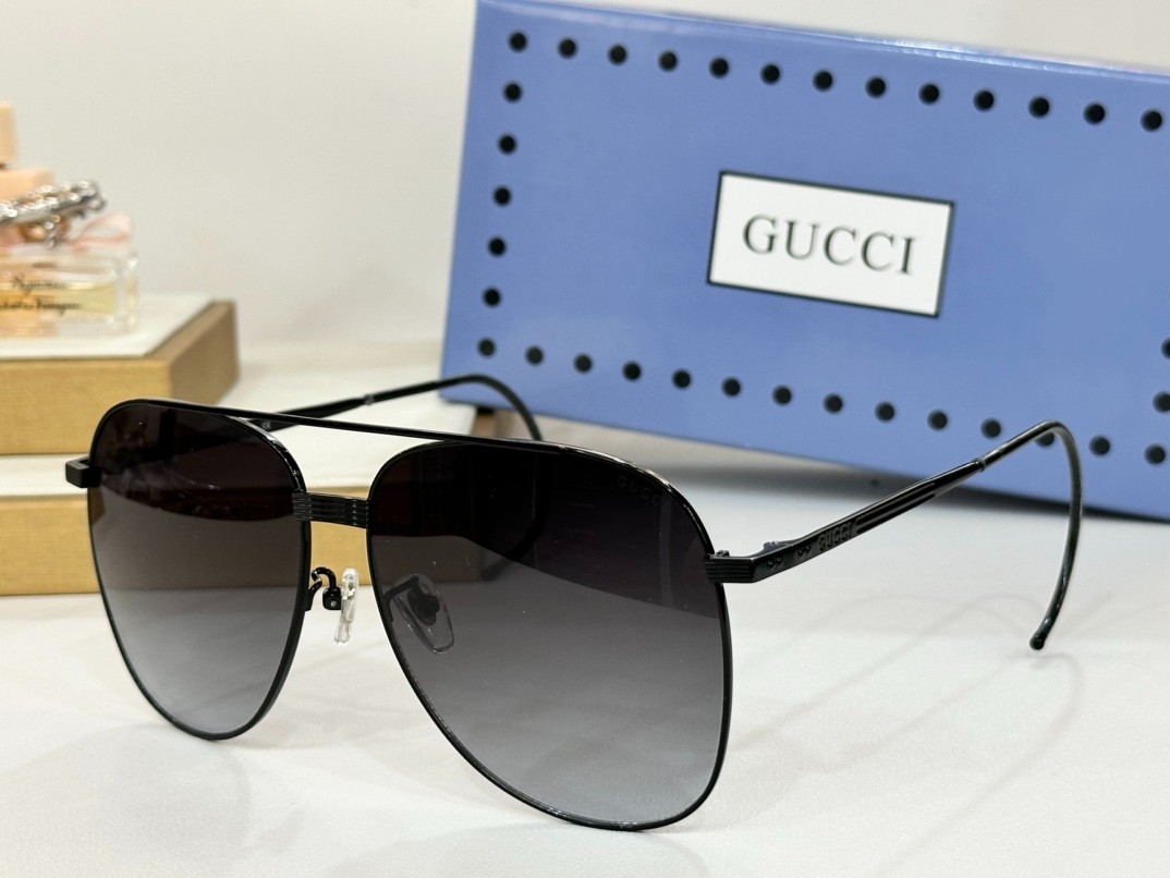 Gucci 02 glasses