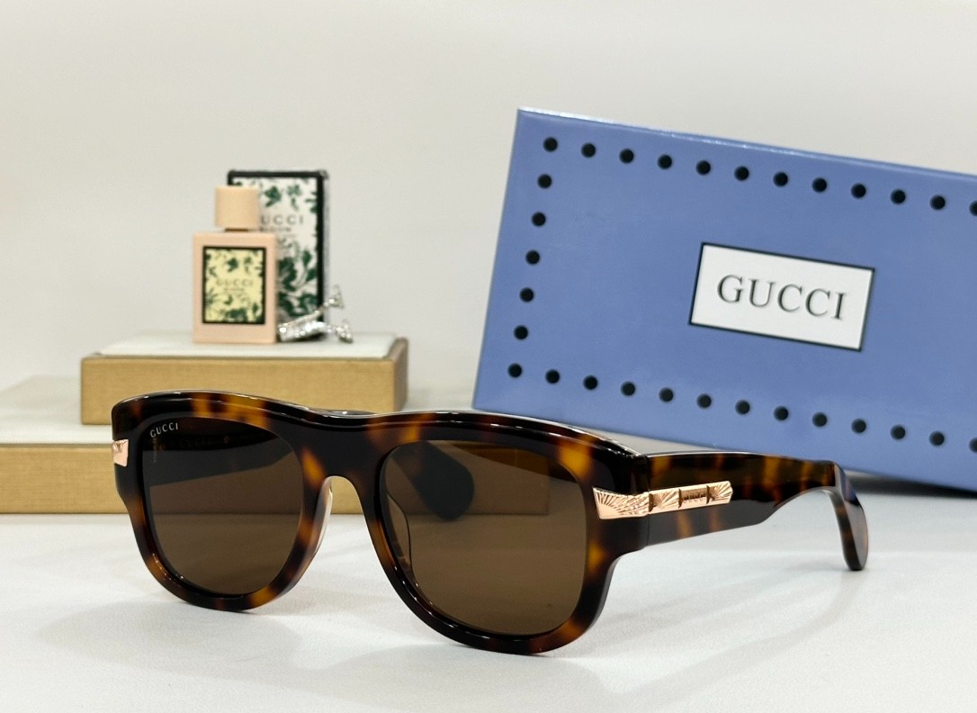 Gucci 02 glasses