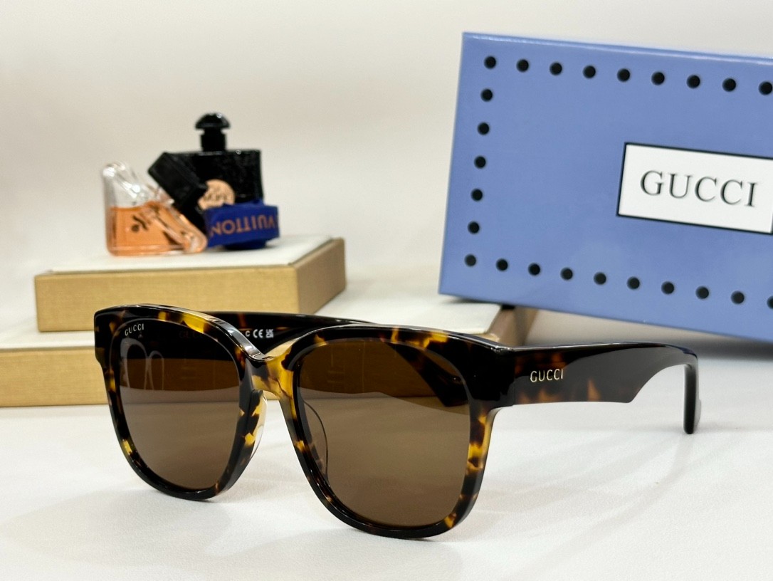 Gucci 02 glasses