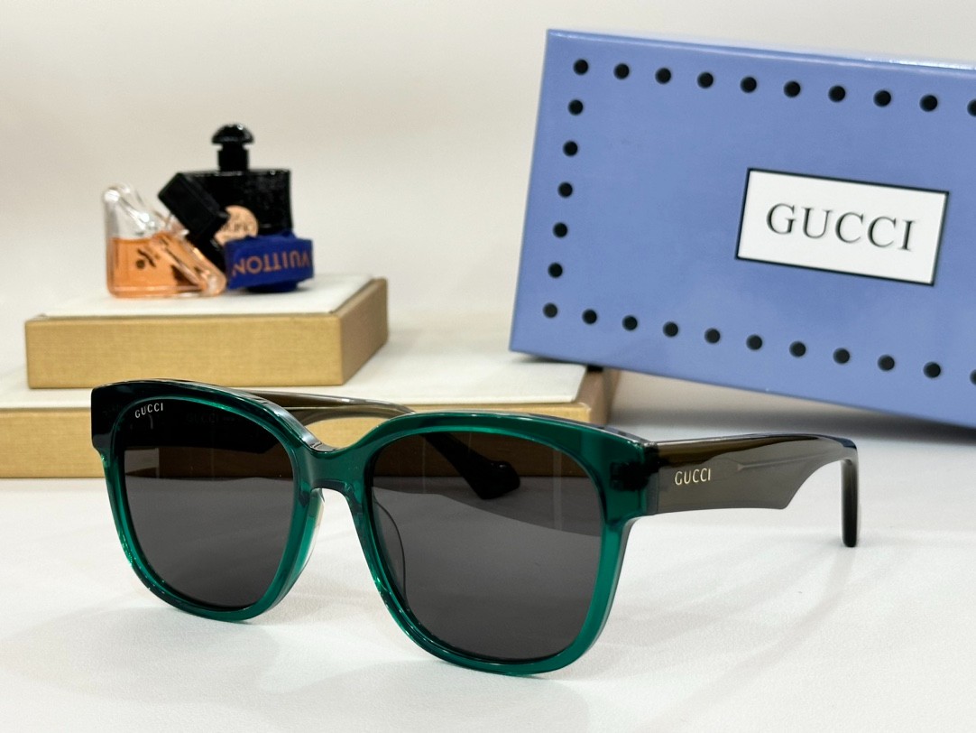 Gucci 02 glasses