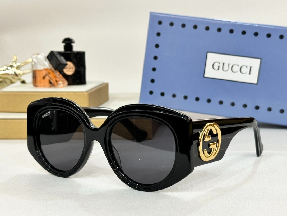 Gucci 02 glasses