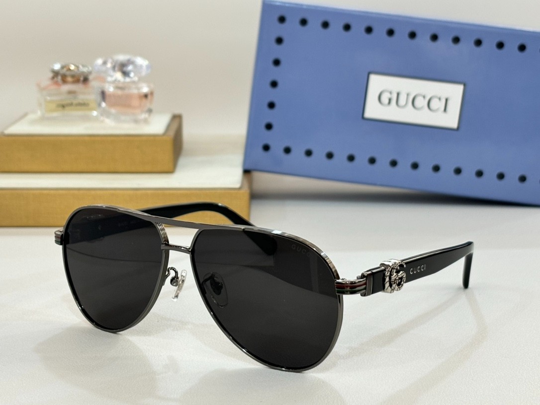 Gucci 02 glasses
