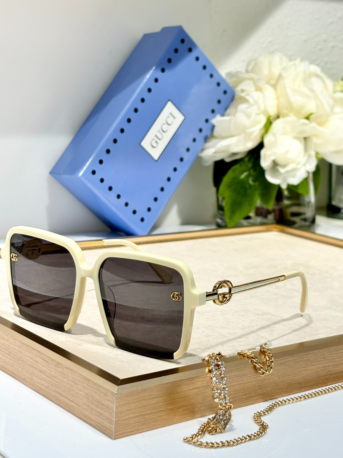 Gucci 02 glasses