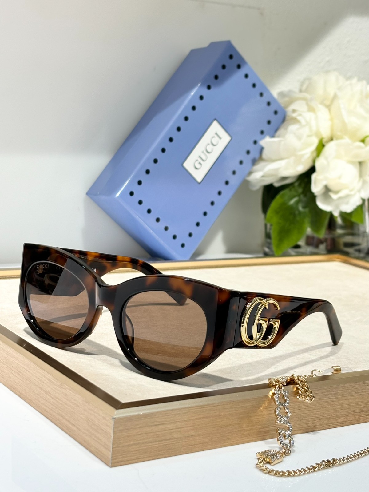 Gucci 02 glasses