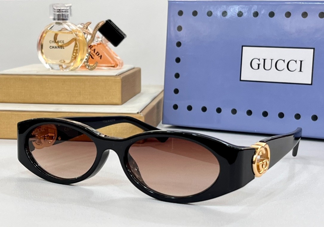 Gucci 02 glasses