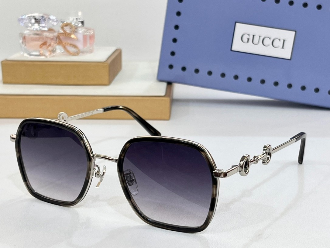Gucci 02 glasses