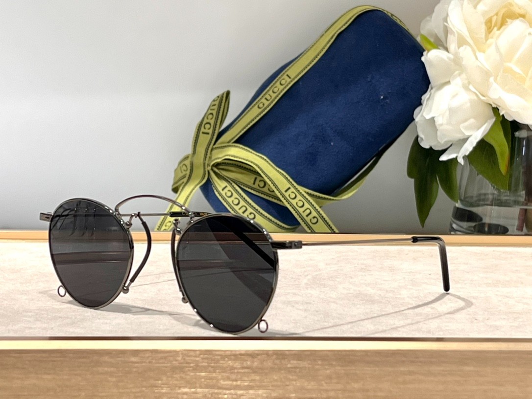 Gucci 02 glasses