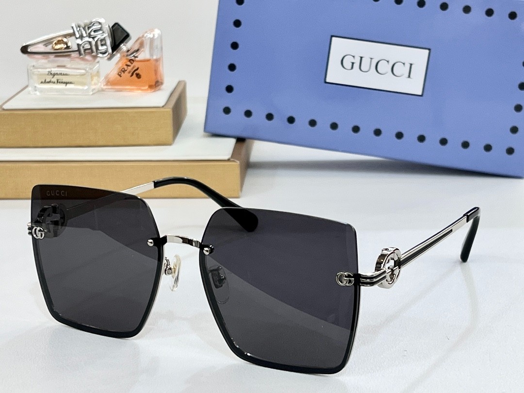 Gucci 02 glasses