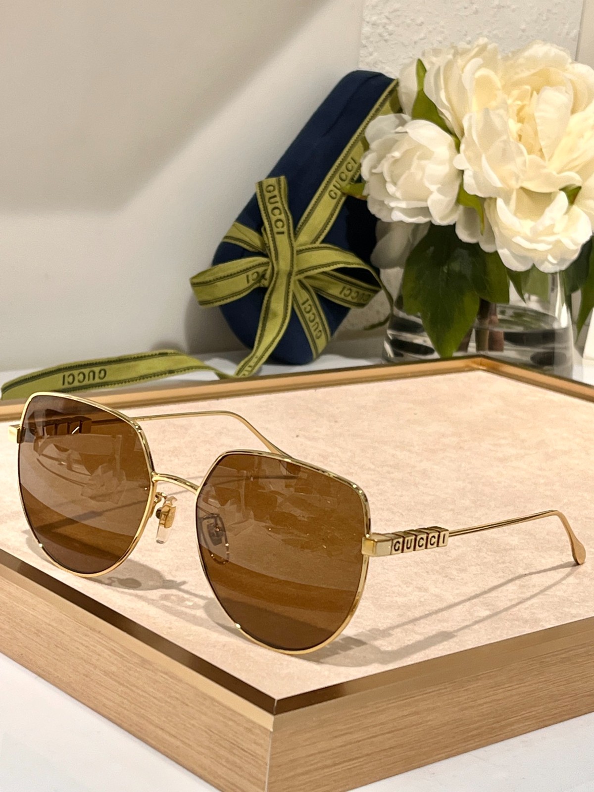 Gucci 02 glasses