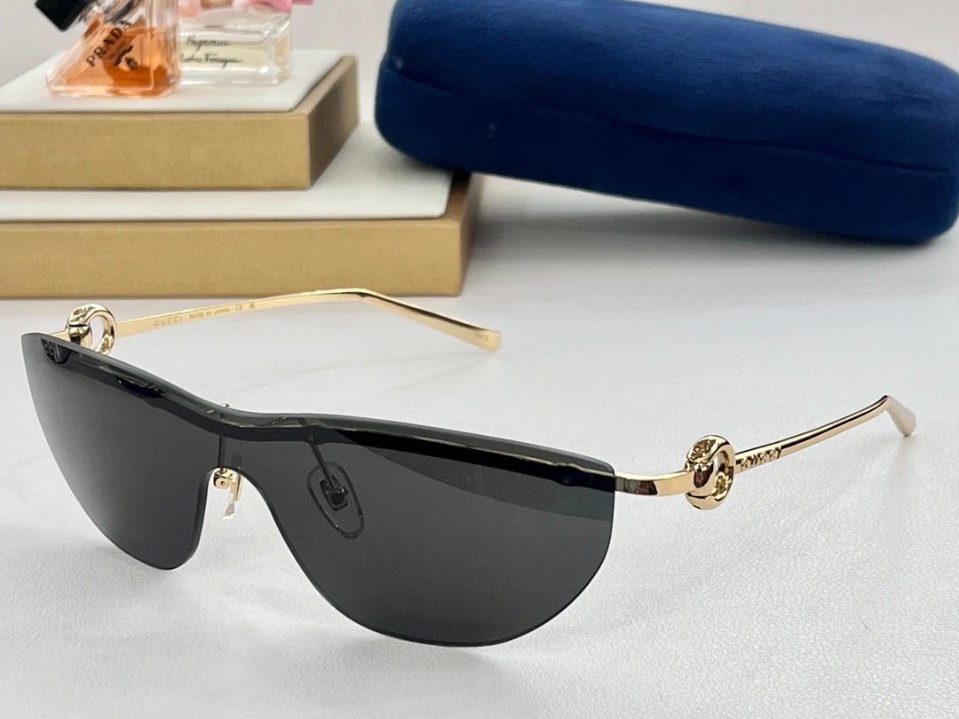 Gucci 02 glasses