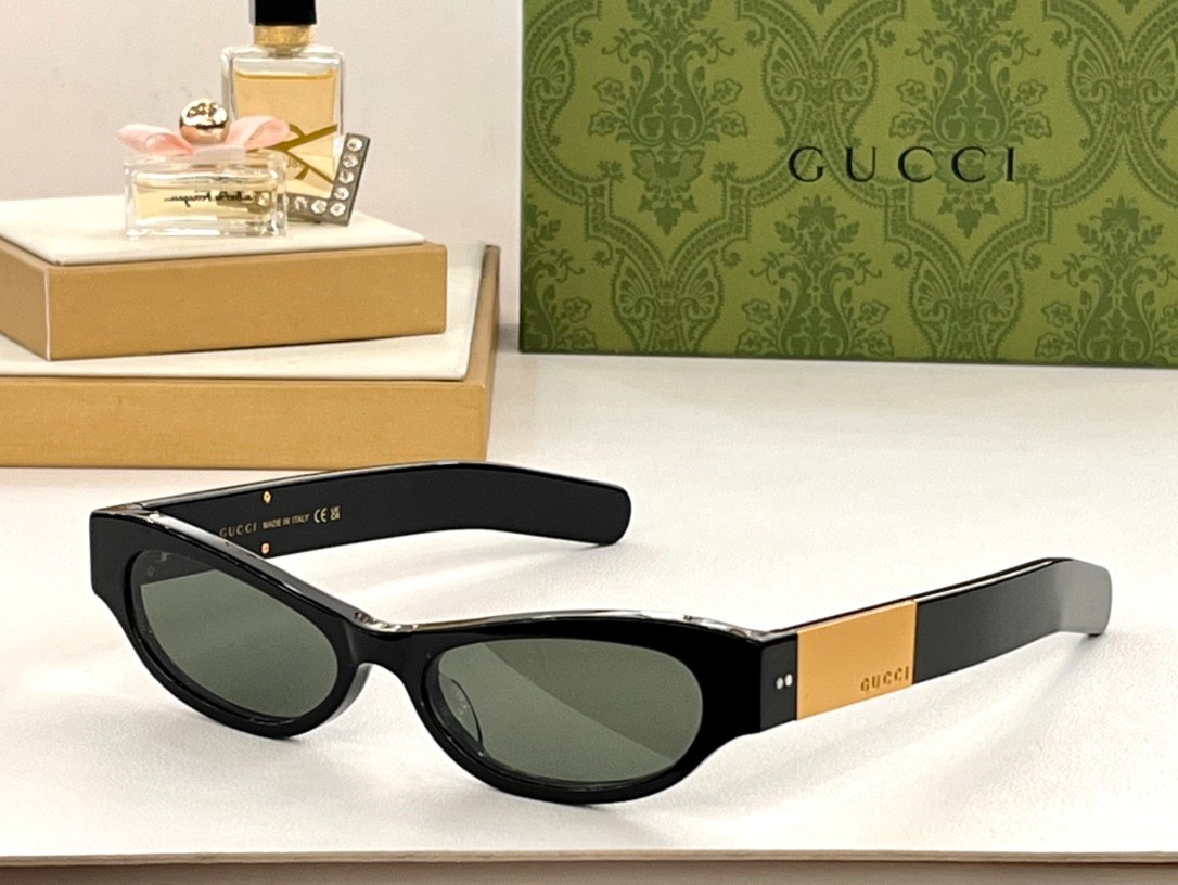 Gucci 02 glasses